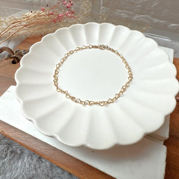 New Minimalist Gold Heart Chain Bracelet | 14k Gold-Filled - Picture 3 of 5